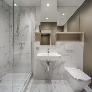 La douche senior, un systeme plus interessant pour les personnes agees